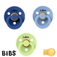 BIBS Colour, Sutter med navn (Str 1/ 0-6 mdr) - 3 pak, Cornflower, Sky Blue & Matcha (Rund Latex)